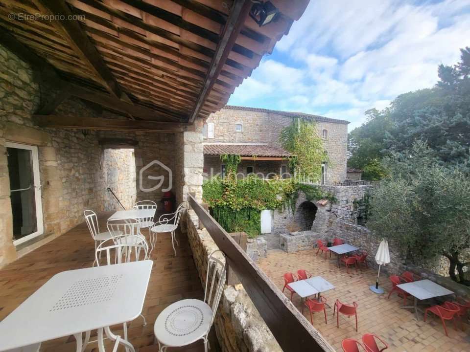 Appartement à BERRIAS-ET-CASTELJAU