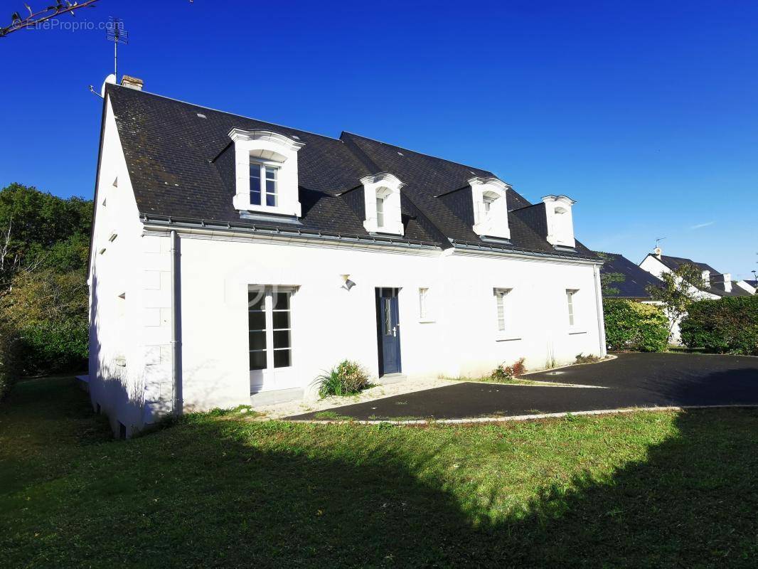 Maison à SAINT-CYR-SUR-LOIRE