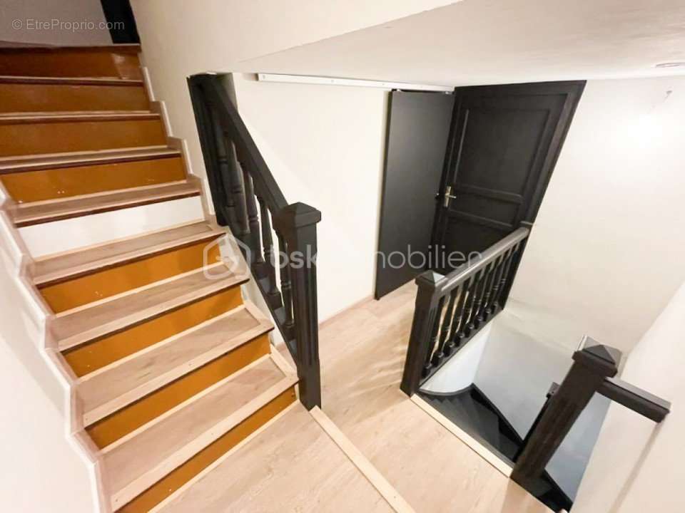 Appartement à VILLELAURE