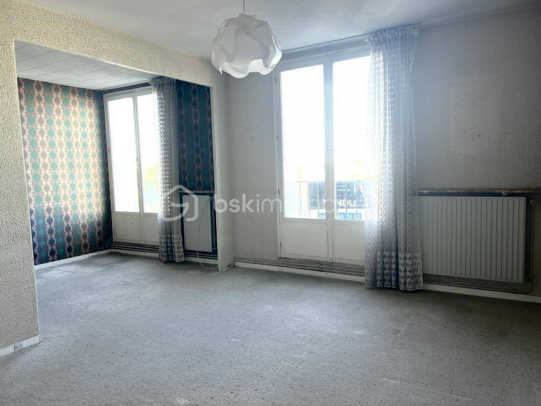 Appartement à FLEURY-LES-AUBRAIS