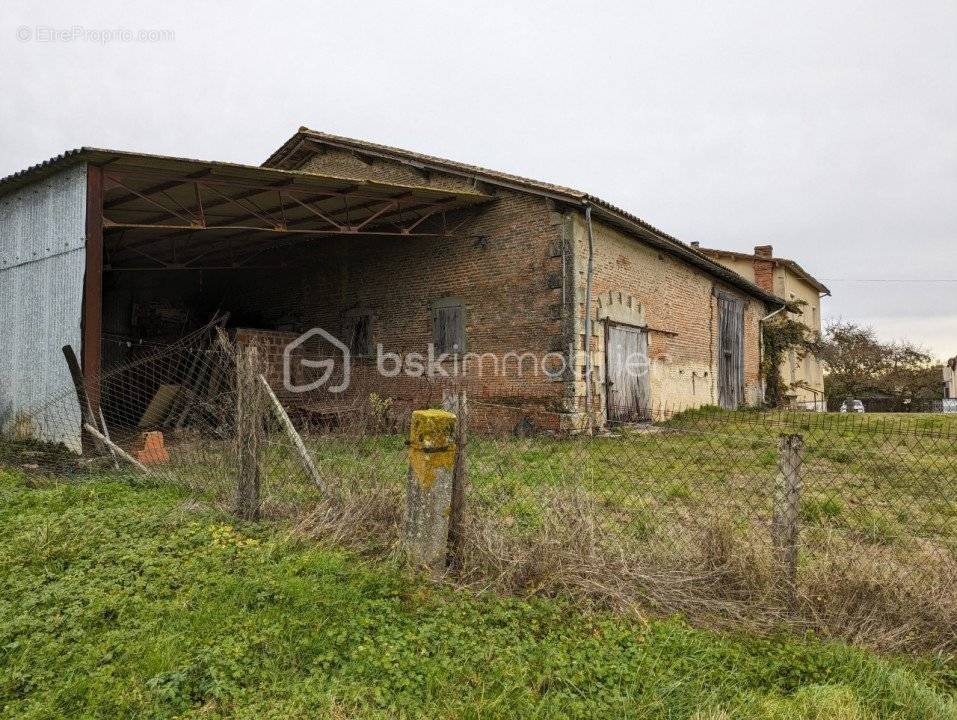 Maison à EYGURANDE-ET-GARDEDEUIL