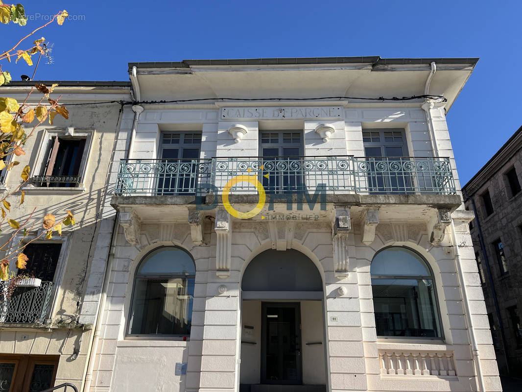 Appartement à SAINT-BONNET-LE-CHATEAU