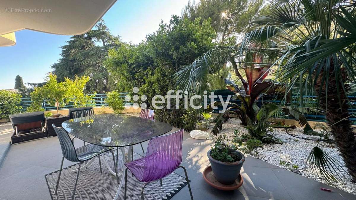 Appartement à CANNES