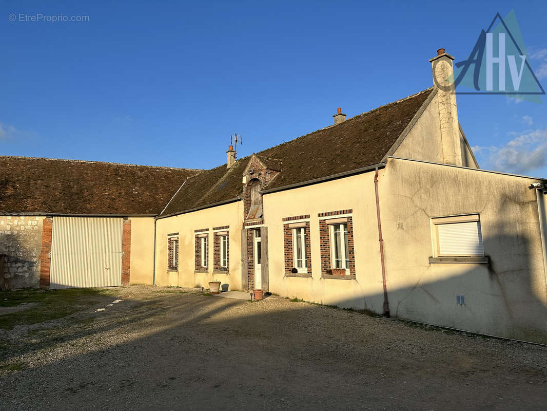 Maison à BRAY-SUR-SEINE