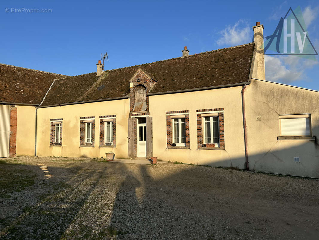 Maison à BRAY-SUR-SEINE