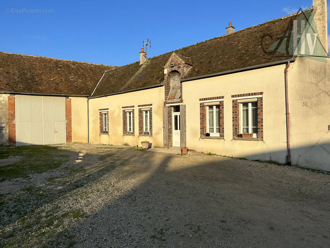 Maison à BRAY-SUR-SEINE