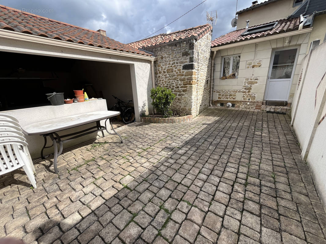 Maison à THOUARS