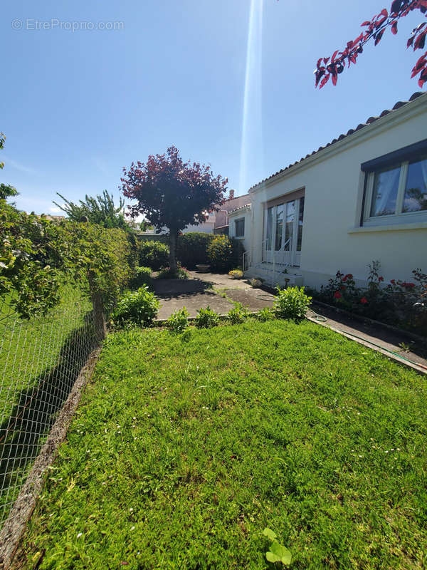 Maison à MESCHERS-SUR-GIRONDE