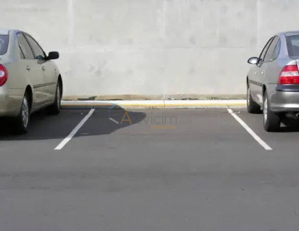 Parking à ORLEANS