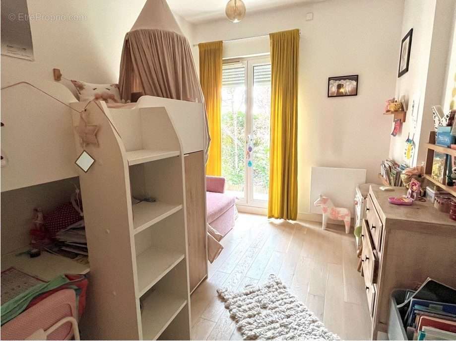 Appartement à CARRIERES-SUR-SEINE