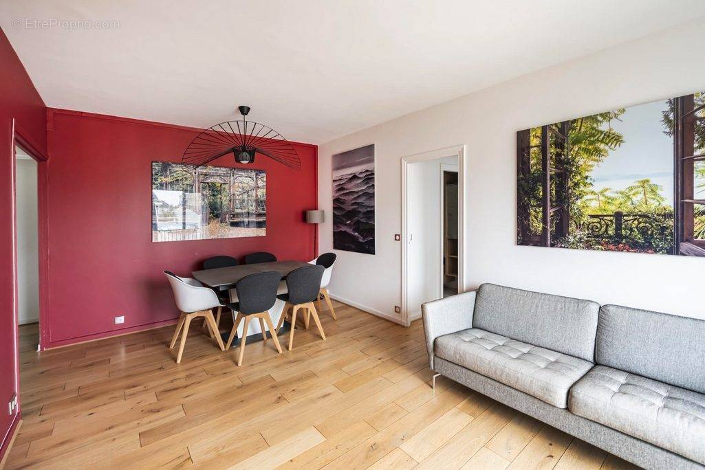 Appartement à CARRIERES-SUR-SEINE