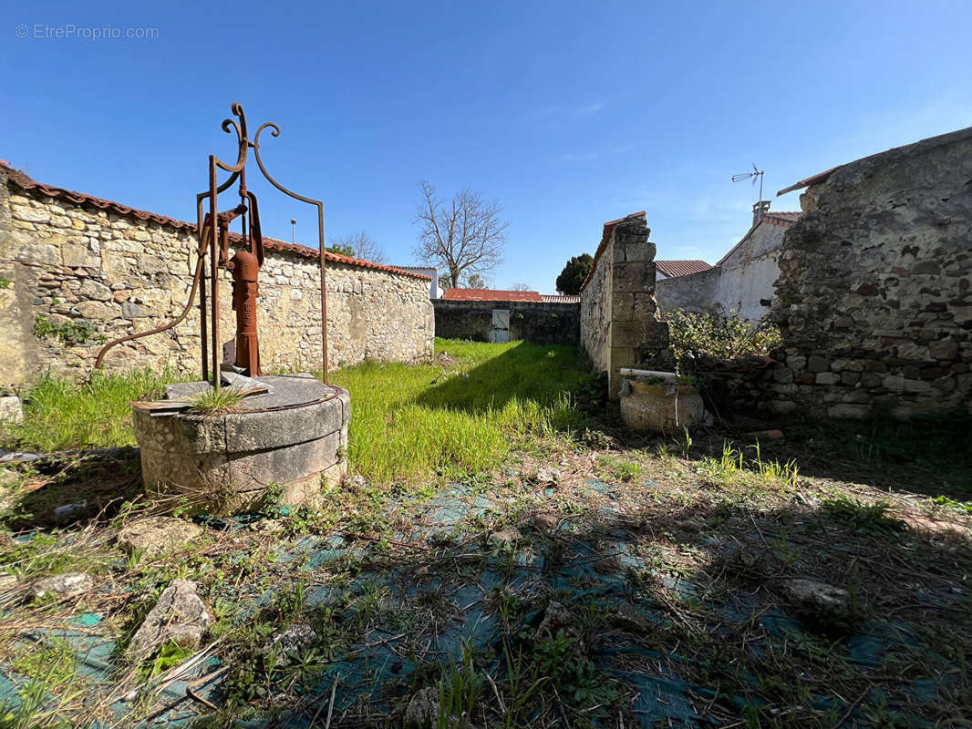 Maison à LA TREMBLADE