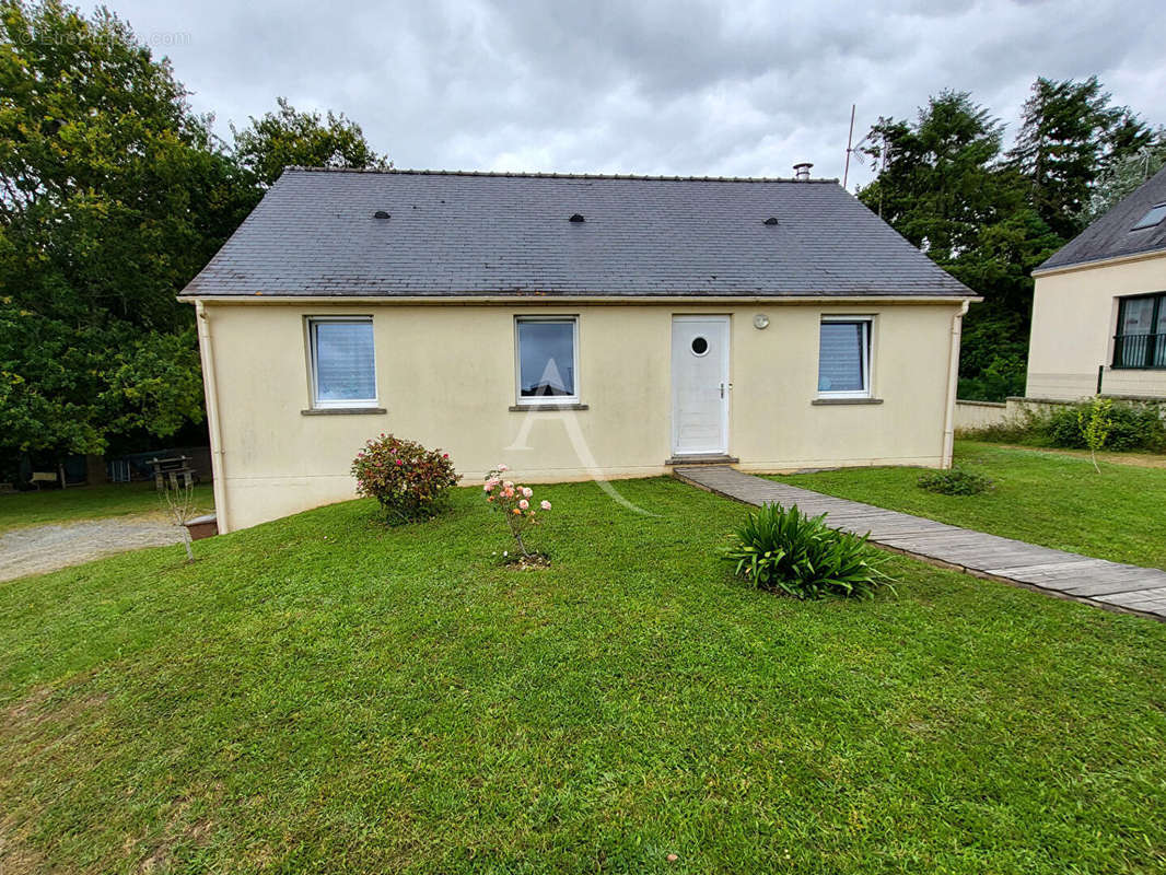 Maison à GUEMENE-PENFAO