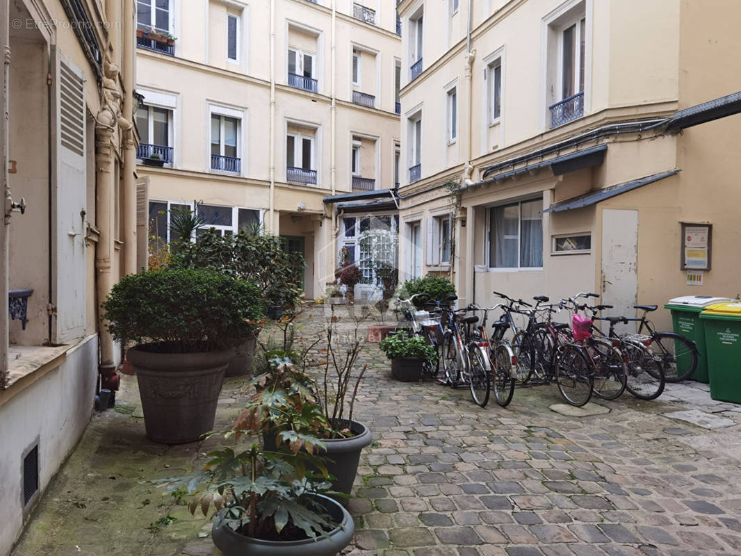 Appartement à PARIS-12E