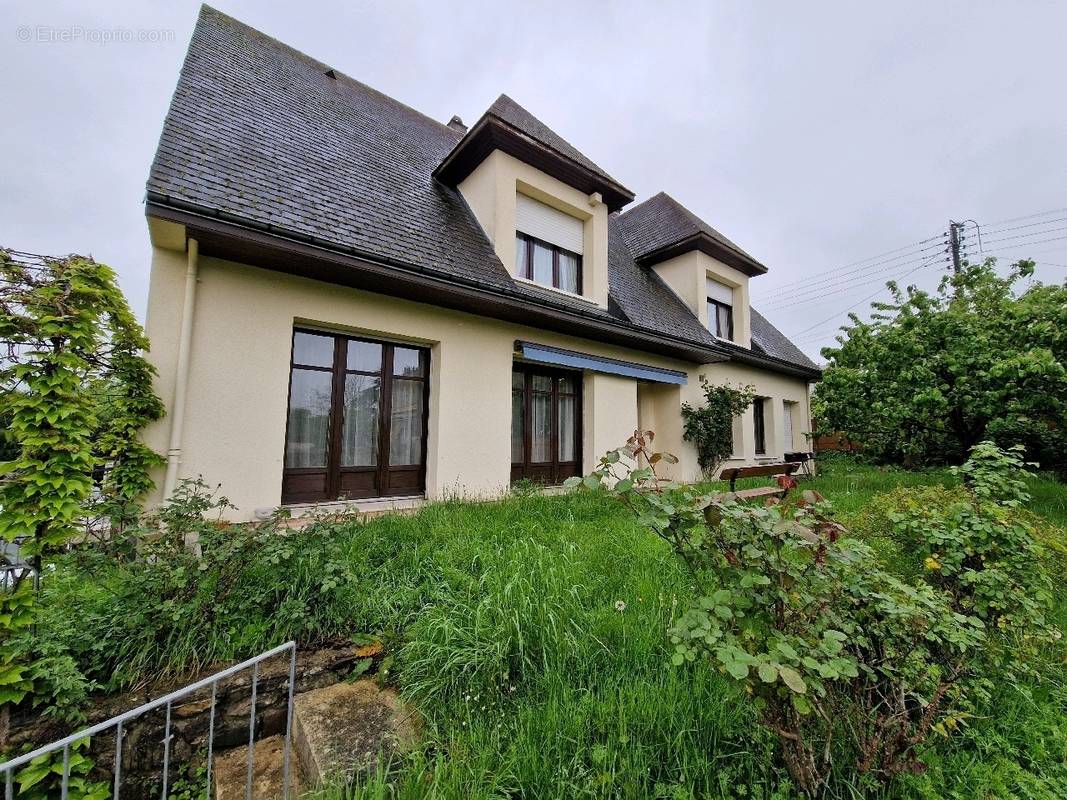 Maison à CHARLEVILLE-MEZIERES