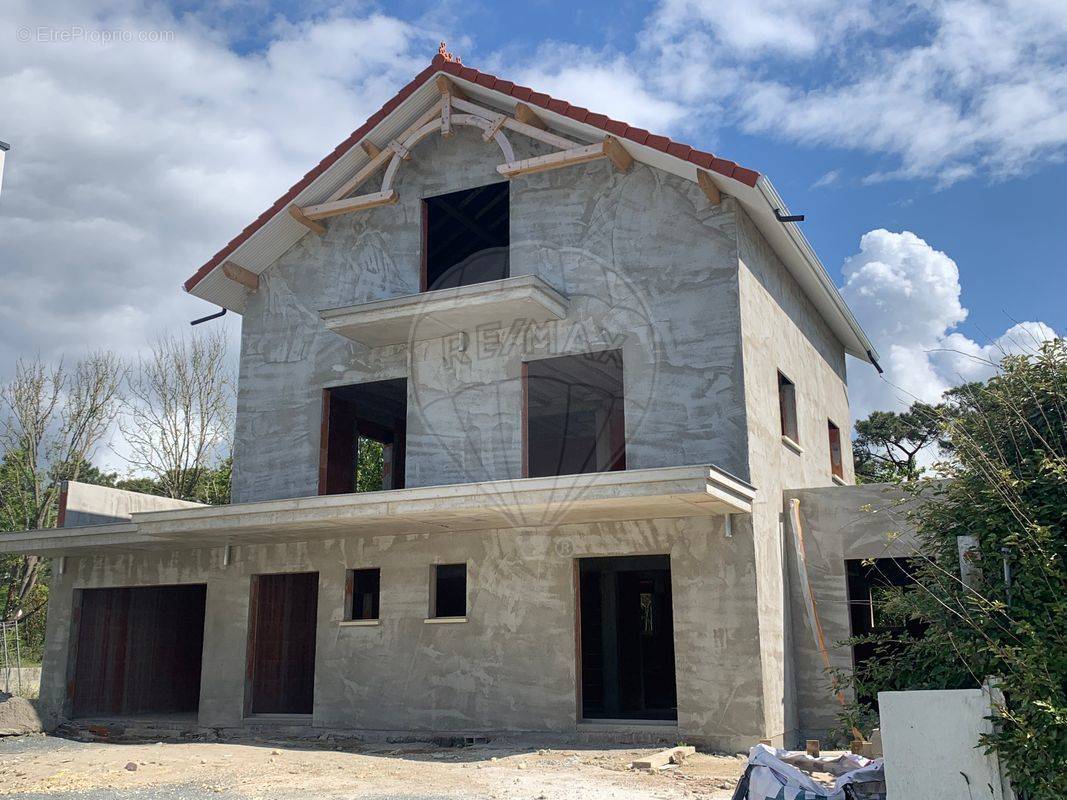 Maison à SAINT-PALAIS-SUR-MER