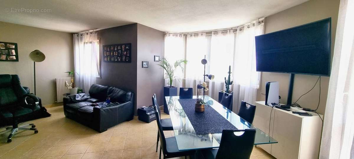 Appartement à LIVRY-GARGAN