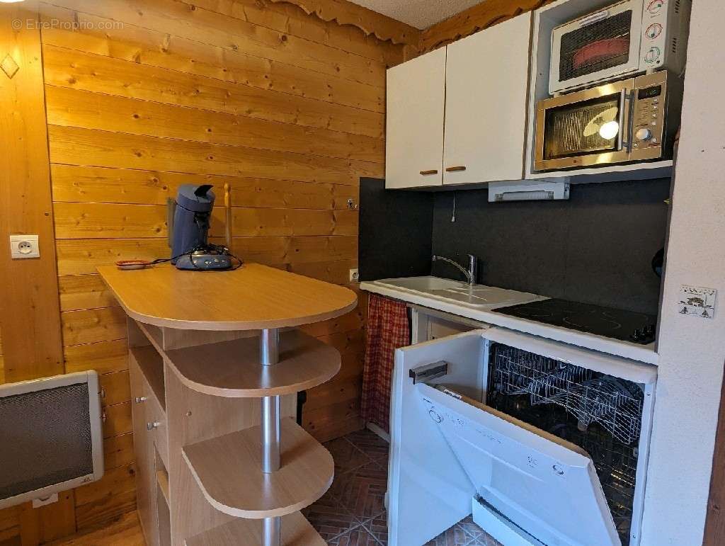 Appartement à MORILLON