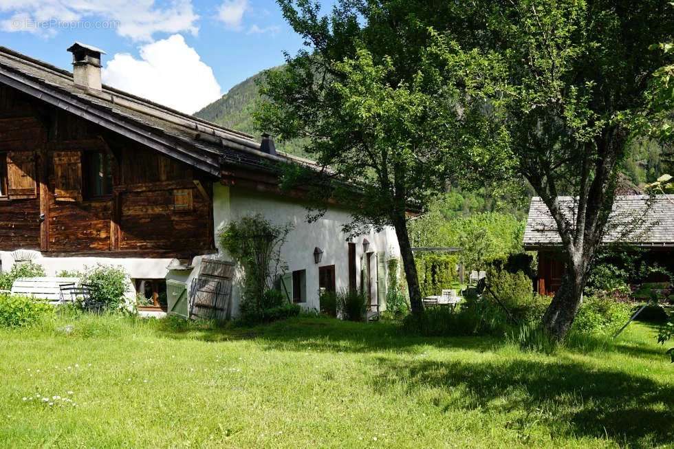 Maison à LES HOUCHES