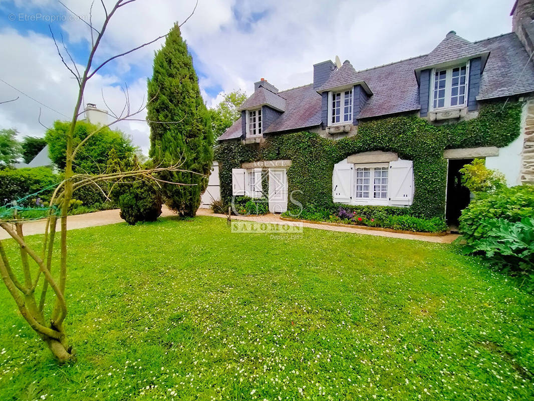 Maison à LE TOUR-DU-PARC