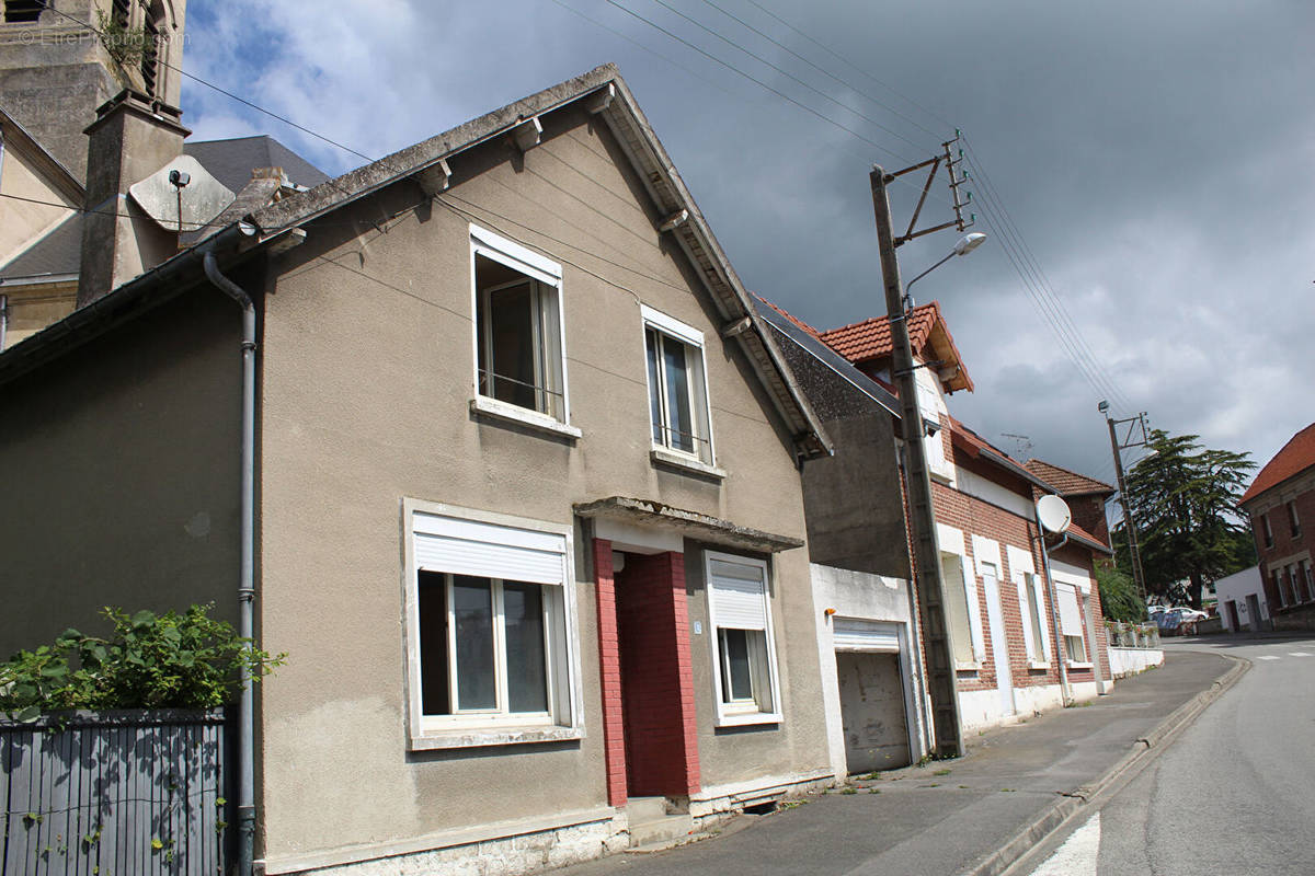 Maison à FOLEMBRAY