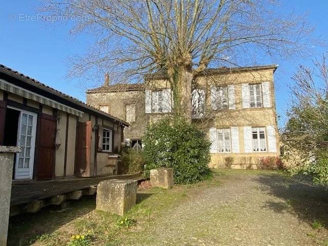 Maison à AIGNAN