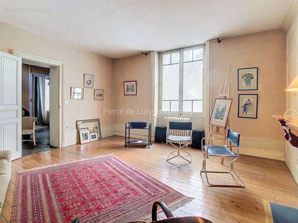 Appartement à VILLEFRANCHE-SUR-SAONE