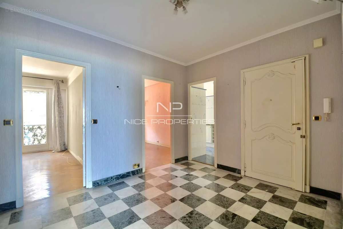 Appartement à NICE