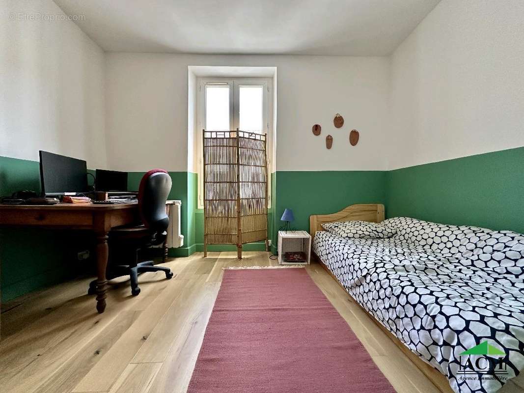 Appartement à MERY-SUR-OISE