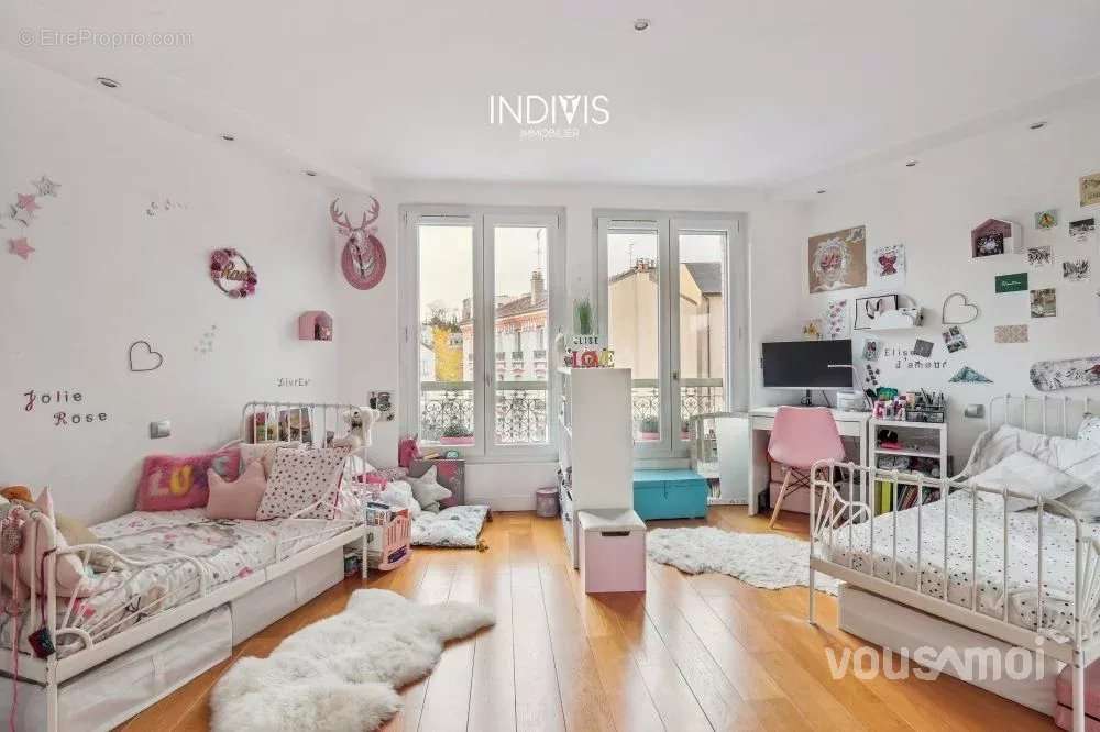 Appartement à SURESNES