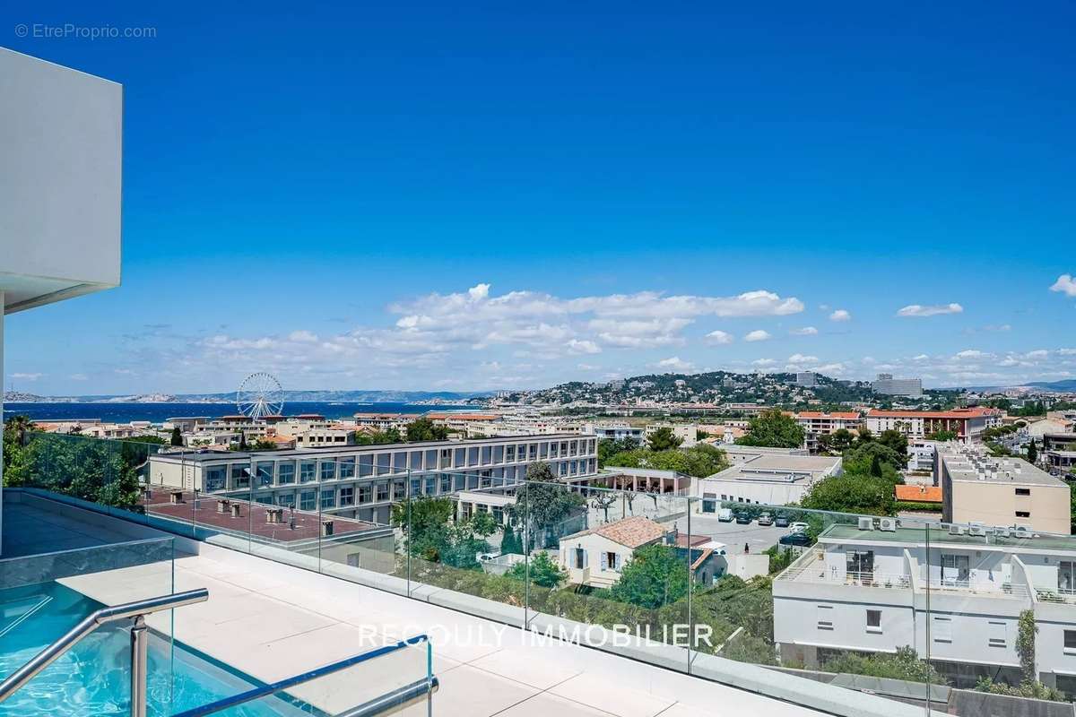 Appartement à MARSEILLE-8E