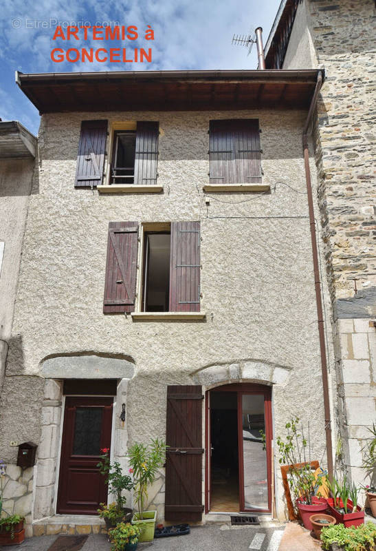 Maison à GONCELIN