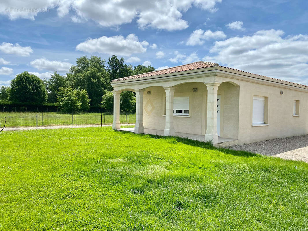 Maison à LAMONZIE-SAINT-MARTIN