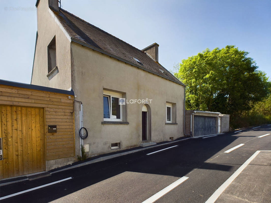 Maison à AUDIERNE