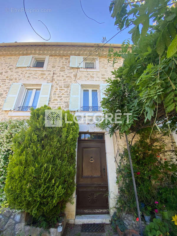 Maison à LE ROURET