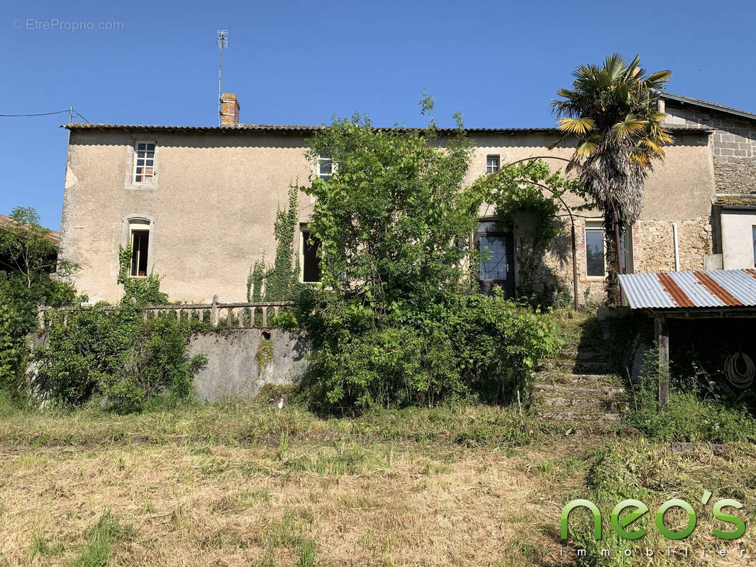 Maison à TILLIERES