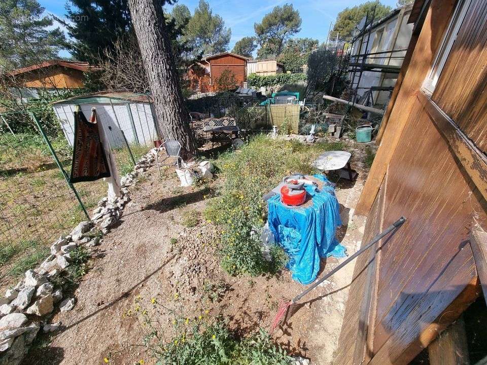 Maison à LE CASTELLET