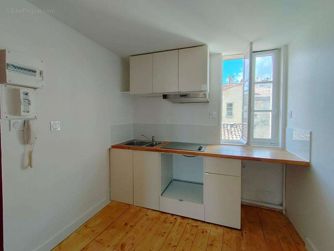 Appartement à BORDEAUX