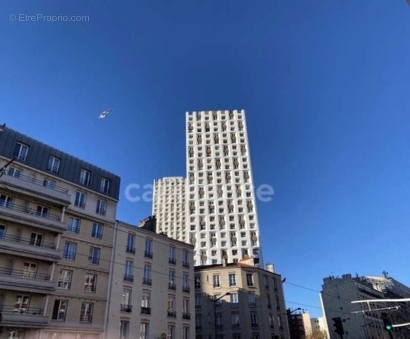 Parking à PARIS-20E