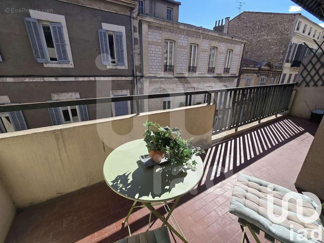 Photo 2 - Appartement à NIMES