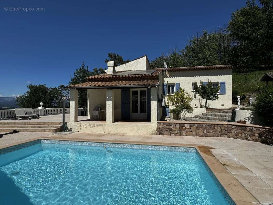 Maison à LES ADRETS-DE-L&#039;ESTEREL