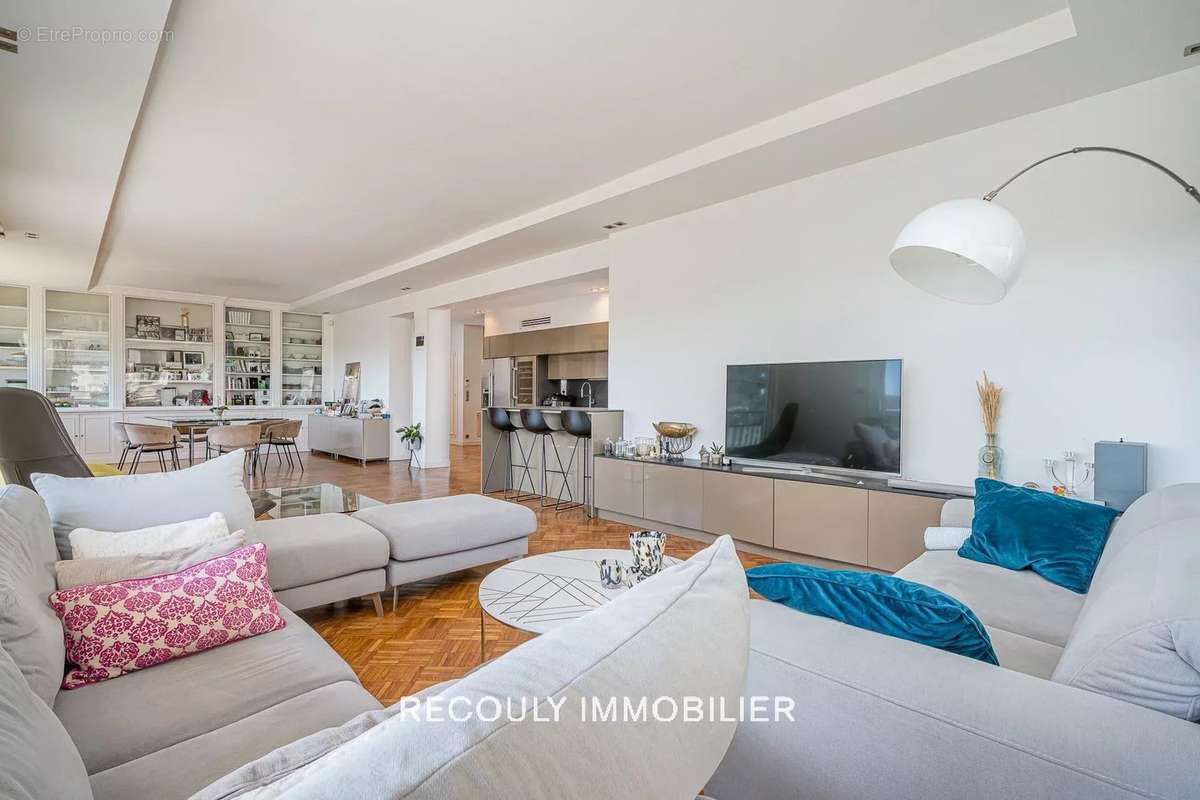 Appartement à MARSEILLE-8E