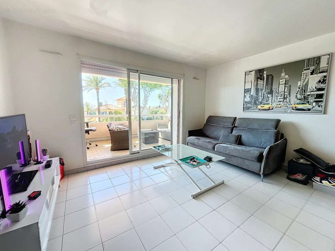 Appartement à CAGNES-SUR-MER