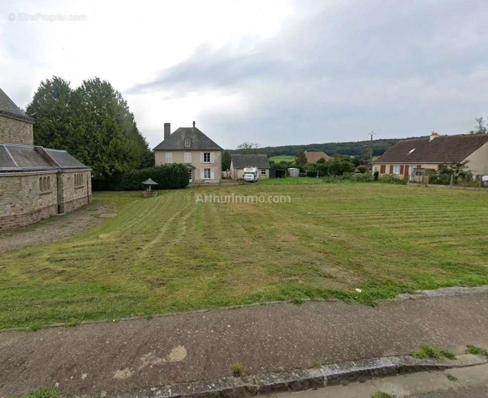 Terrain à CAEN