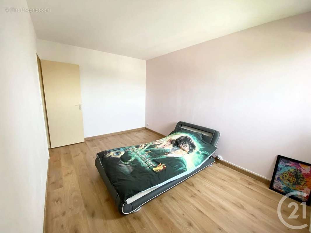 Appartement a louer gonesse - 4 pièce(s) - 87 m2 - Surfyn