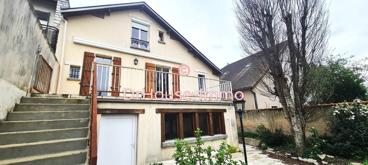 Maison à MONTARGIS