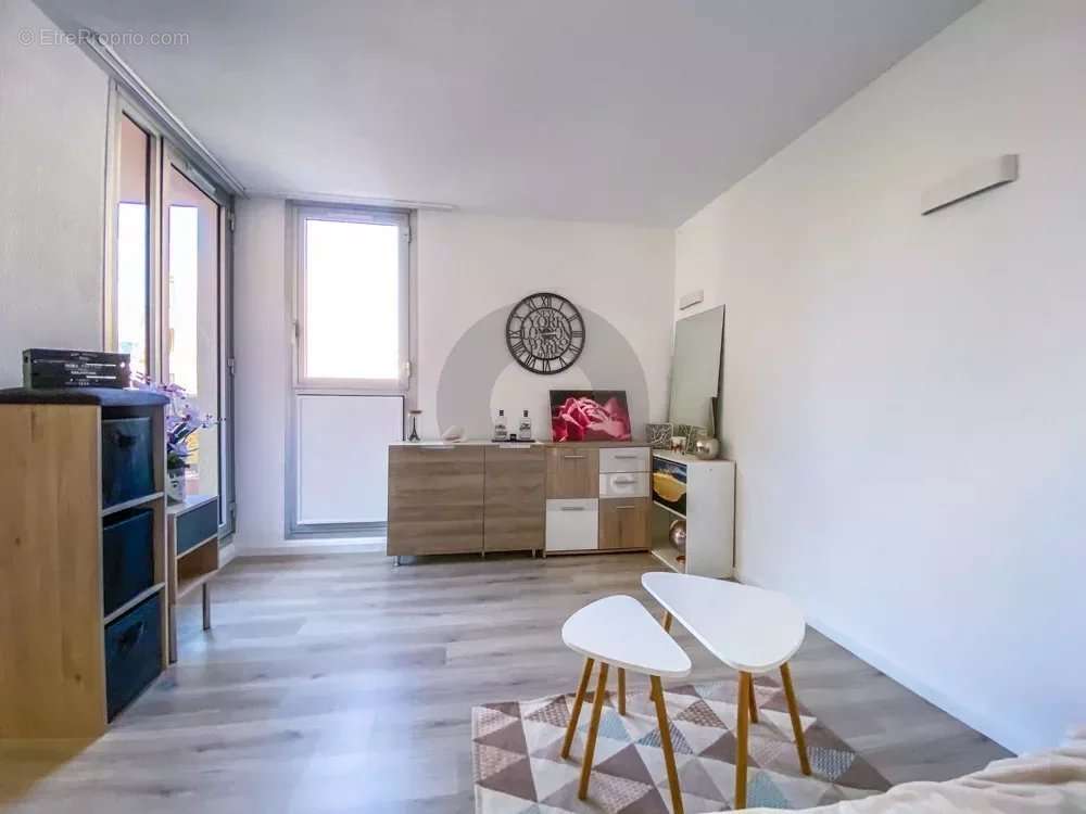 Appartement à ROQUEBRUNE-CAP-MARTIN