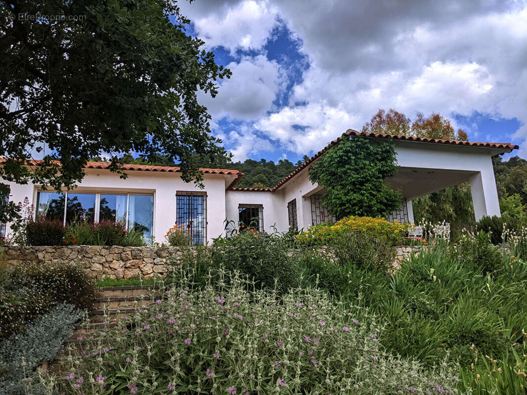 Maison à MOISSAC-BELLEVUE