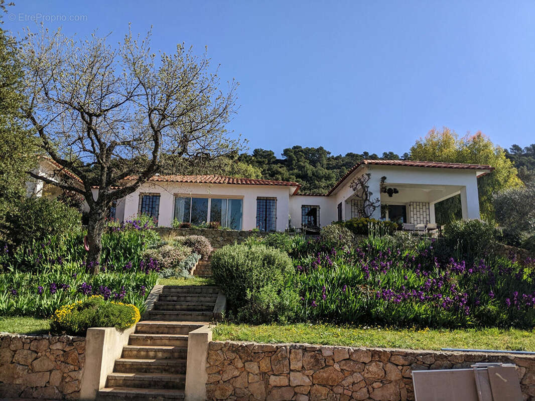 Maison à MOISSAC-BELLEVUE