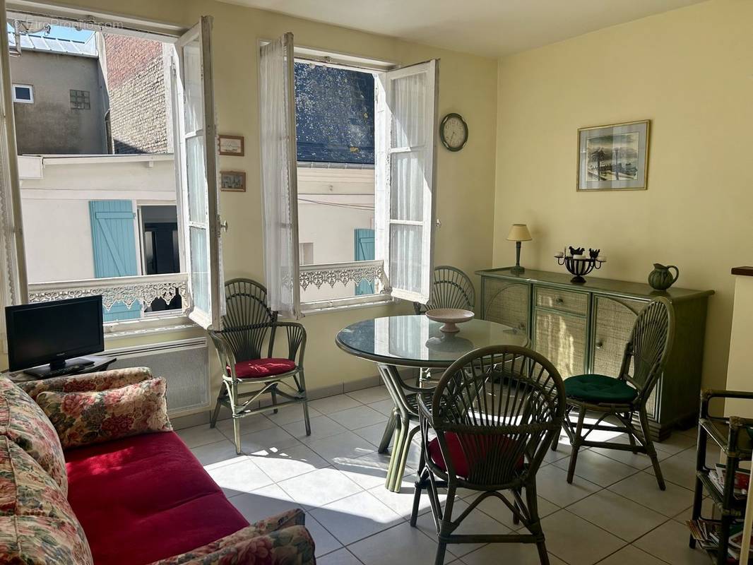 Appartement à TROUVILLE-SUR-MER